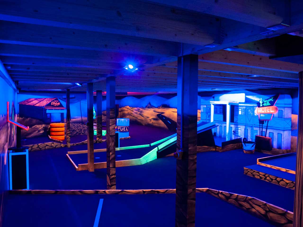 action world minigolf